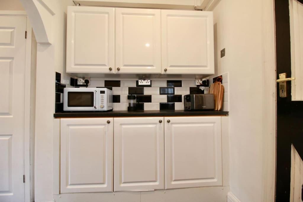 The Little Cottage By Air Premier Seaford Exterior photo